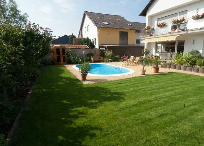 Fewo-schwarzer شقة انغلهيم ام رين