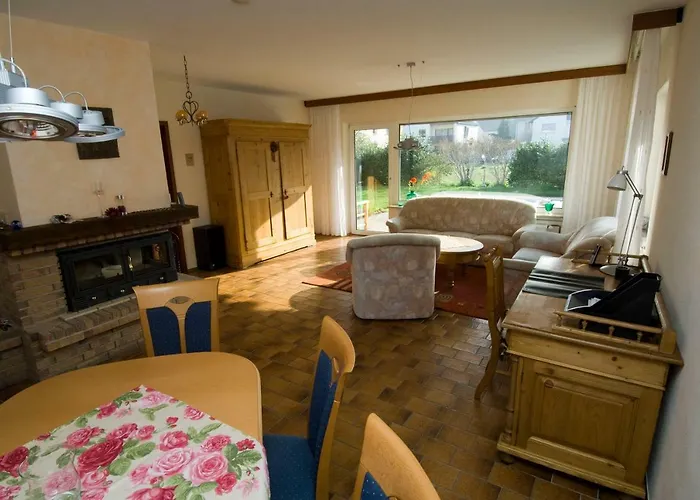 Апартаменты Fewo-schwarzer *